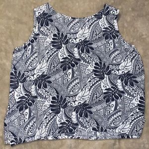 No name brand cropped shirt